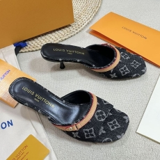 Louis Vuitton Slippers